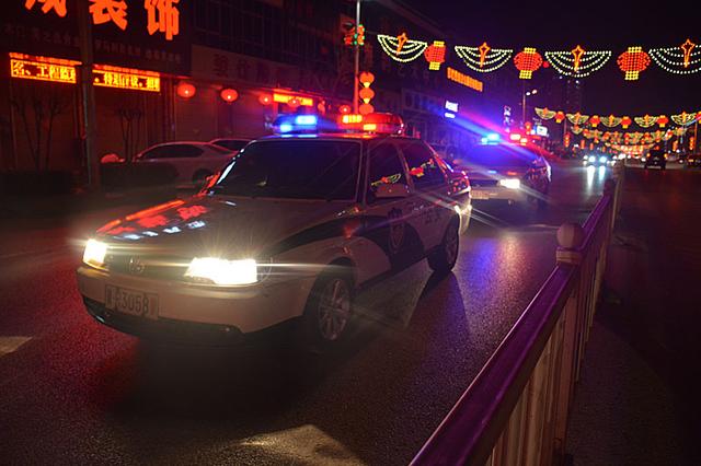 民警春节期间坚守一线 履职尽责显忠诚