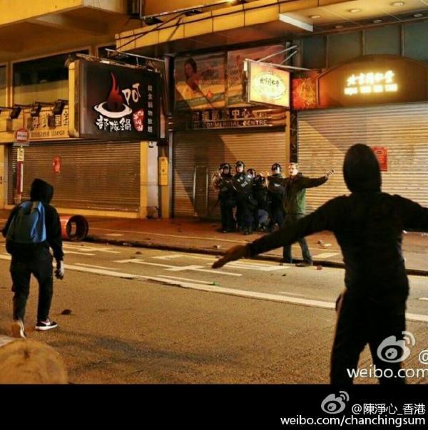 香港公务员悬赏杀警察：杀1个奖励1万港元