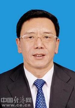 盖如垠，男，汉族，1953年3月生，辽宁东港人，1970年9月参加工作，1973年6月加入中国共产党，东北大学工商管理学院管理工程专业在职研究生毕业，工学硕士，工程师。