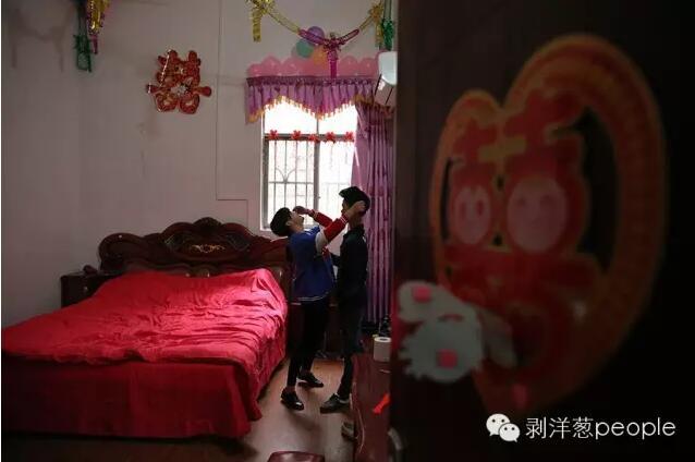 廣西16歲“娃娃夫妻”：我們還沒有養(yǎng)家的能力