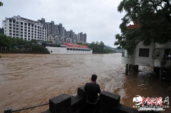 强降雨重创福建 40人死亡3人失踪