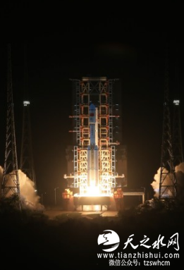 D4C(H9_IBE{5~USYD[6_ZRI