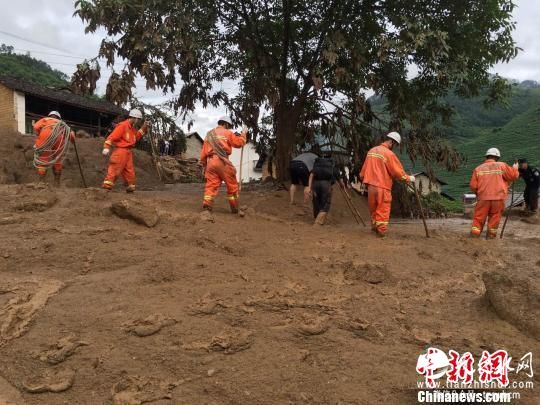 图为救援现场。王庆永 摄