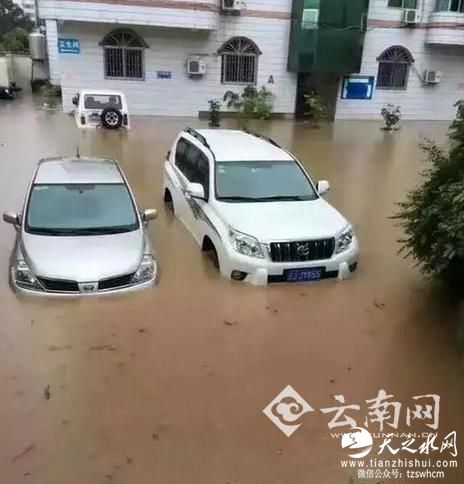 一夜暴雨云南景东变泥城 灾情触目惊心全县救援