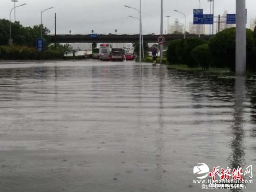 北京暴雨堪比四年前“7·21” 今日雨带转战东北