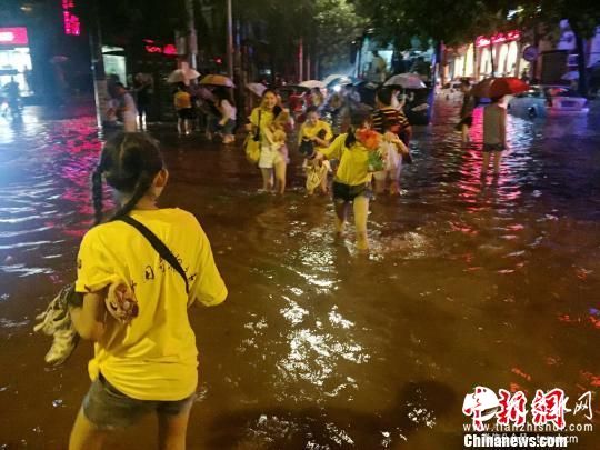 强降雨致西安和咸阳689人受灾 经济损失389万元