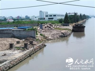 上海垃圾偷倒太湖背后：跨省偷运的灰色产业链