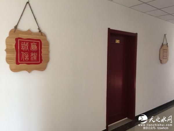 陕西卖酒公安局长被查 妻子被指伪造档案骗取公职