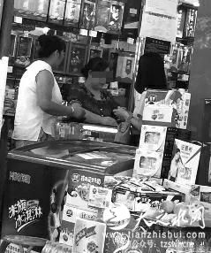 深喉揭秘 火车站周边磕钱骗局