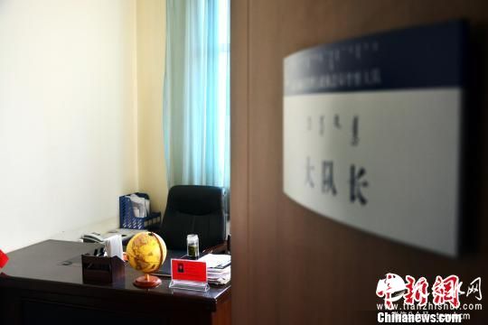 内蒙古一城管因公猝死 家中留下不满周岁龙凤胎