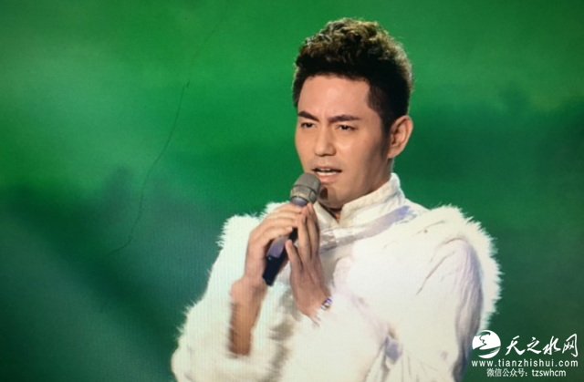 }8H)ANXLLKG~__J]M}~D5T1