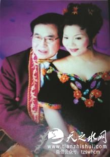 图文：年近八十再添爱女