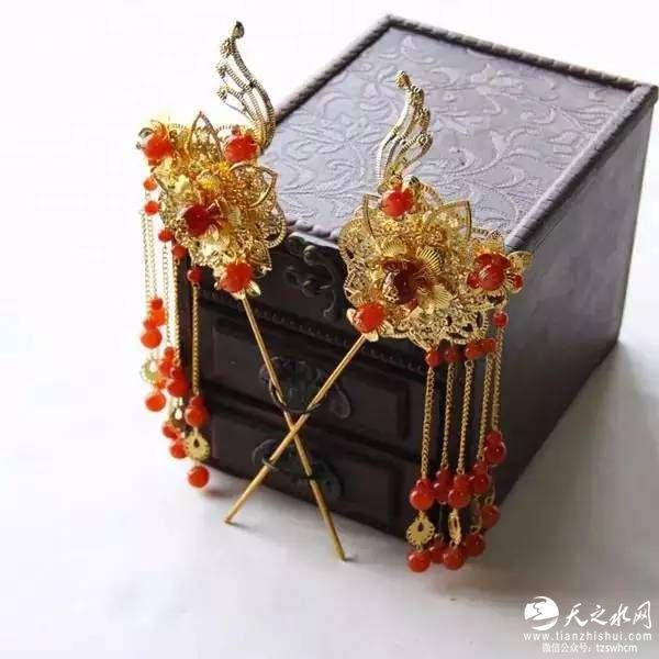 云髻鳳釵，中國古典女子之美！
