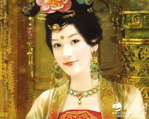 云髻鳳釵，中國古典女子之美！