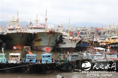 “马勒卡”台风携“狂风、暴雨、大潮”来袭