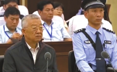 白恩培在宣判现场。网络图片