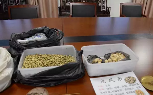 一斤半水果要价6000元！小伙子稀里糊涂居然买了