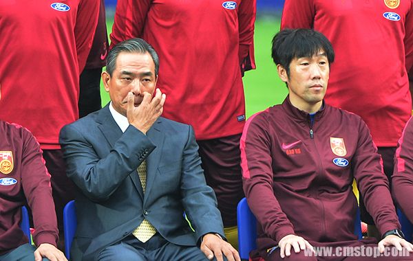 2016年9月29日，湖北省武汉市，蔡振华（左）、高洪波 （右）。 视觉中国 图