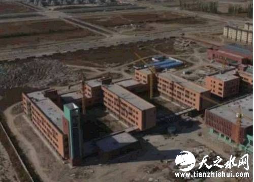 建设中的可克达拉市高级中学