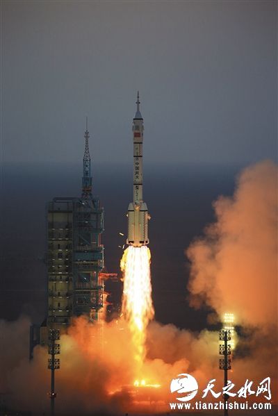 航天员在太空将面对哪些挑战？