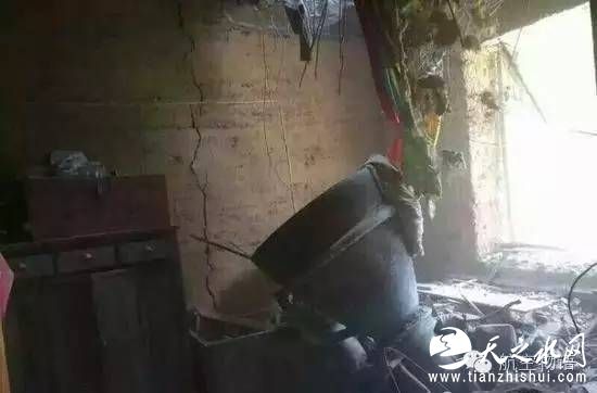 2015年我国进行一次航天发射时，有火箭部件落入房屋，没有人员伤亡，国家赔偿了屋主经济损失（图自中国日报）