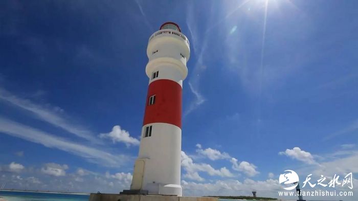 【直击】记者登上美济赤瓜，见证南沙灯塔震撼画面
