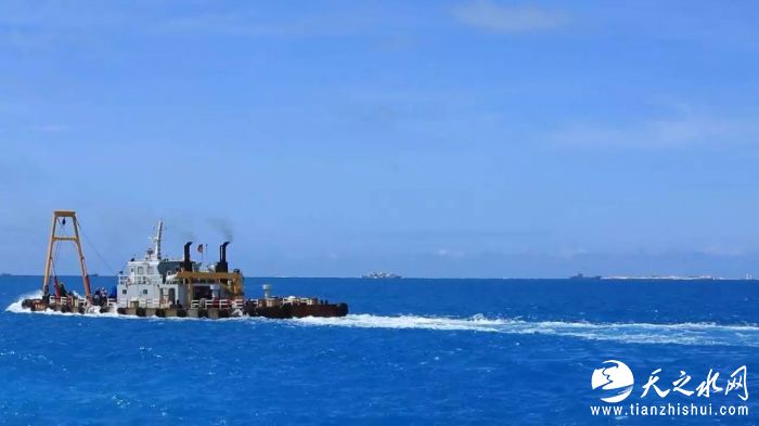 【直击】记者登上美济赤瓜，见证南沙灯塔震撼画面