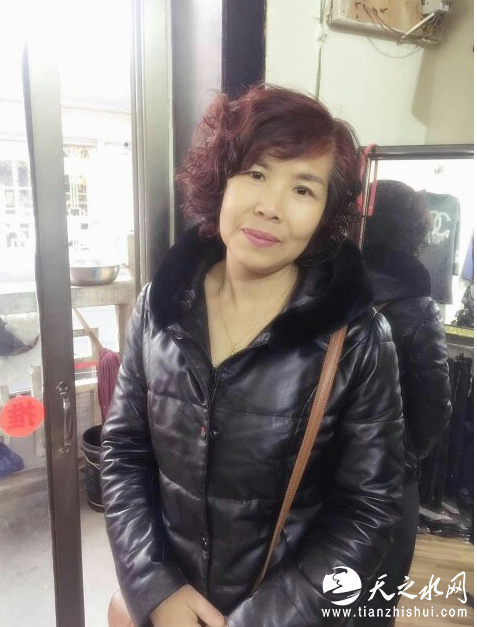 QUNO(WU)JKSXZ}1]M7]`J_C