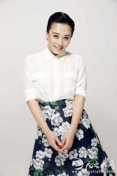 赵倩:有颜有技有魅力