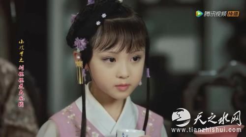 《小戏骨：红楼梦之刘姥姥进大观园》剧照，黛玉被赞演得“神还原”。