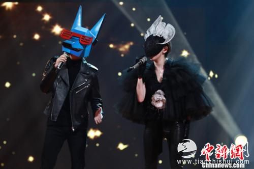 爱唱歌的汪星人 不会游泳的鱼 爱唱歌的汪星人 不会游泳的鱼