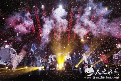 演唱会现场气氛火爆