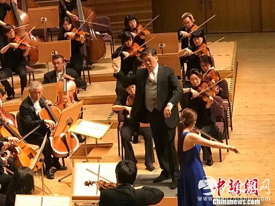 2017·东京爱乐交响乐团“太平之夜”音乐会26日晚在上海交响乐团音乐厅举行。　徐明睿 摄