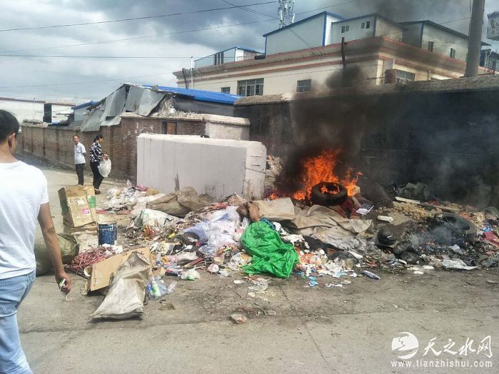 nEO_IMG_716226965005608067