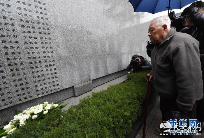 （社会）（2）“哭墙”再次延长新增26个南京大屠杀遇难者姓名
