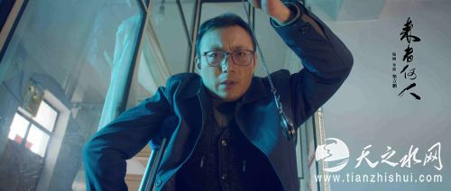 电影《来者何人》剧照