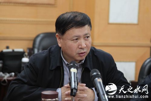 中国文联电影艺术中心主任、中国电影评论学会会长饶曙光