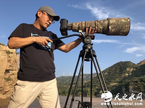 孙宁导演《鹭世界》工作照