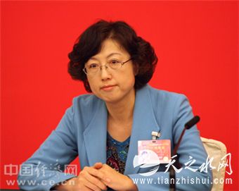 张惠,女,1967年4月出生,曾任青岛市委常委,副市长,2012年任威海市市长