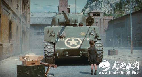 剧照7：约书亚赢得坦克头奖