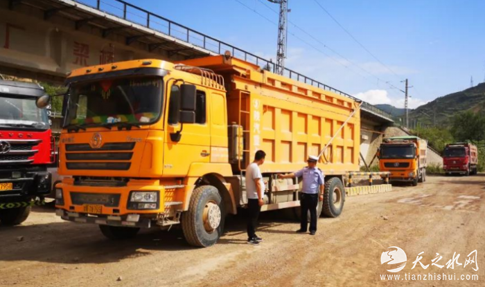 ABHNS}{T69L[RYMA]LHM86C