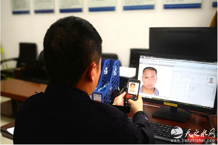 M7P}`U0G(~)94X)T`R@[%WU