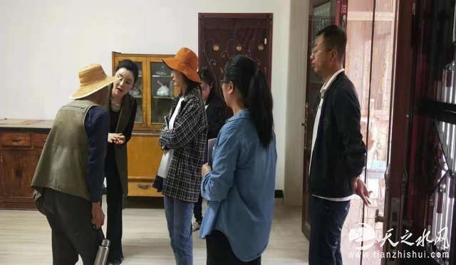 @3R)L%(Z%QHDBZ8FV~%861W