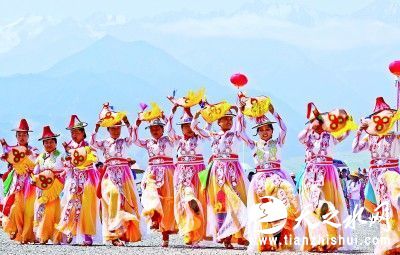 在甘肃，拥抱壮美山川璀璨文明