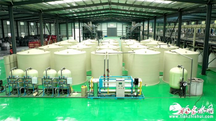 华池县石墨新材料产业园石墨生产线。新甘肃·甘肃日报通讯员 田伟.jpg