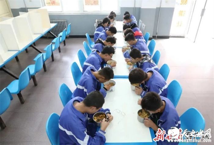 FZ007216687383_A3495894