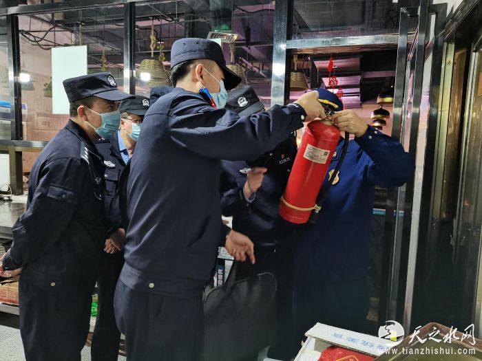 group1_M00_F0_F5_FB4EyWNSQ5iAFuM7AENj4J_KXBA907