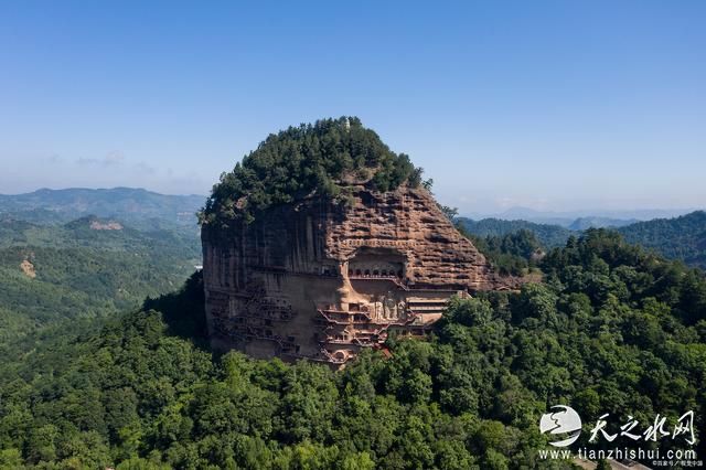 麦积山