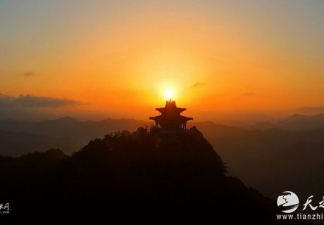 陇上仙境何处寻？秦州区李子园——云海、森林与千年乡愁的清凉秘境