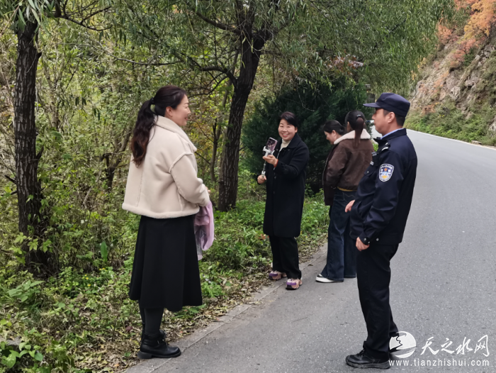 M(65{1A1K2YEC8AGAEEFK8V